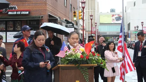 蒂亞戈助力弗里克提升中場球技，树立中场球员典范